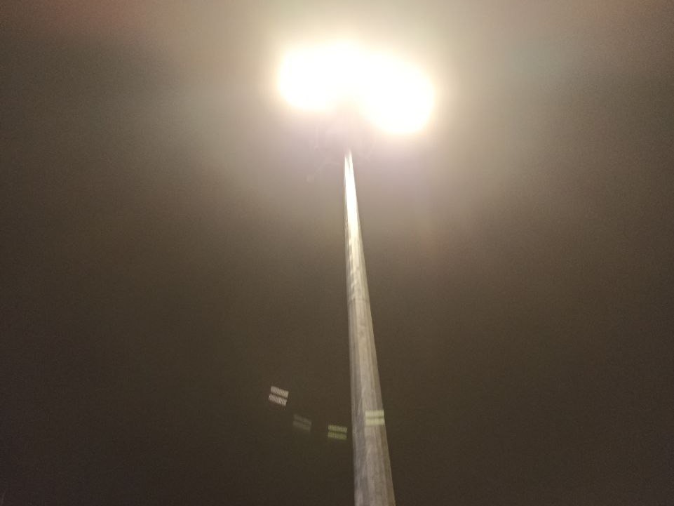 PEMASANGAN LAMPU HIGH MAST DI SUNWAY