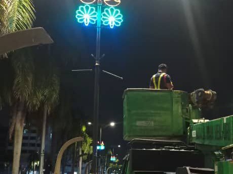 PEMASANGAN LAMPU HIASAN DEEPAVALI 2023