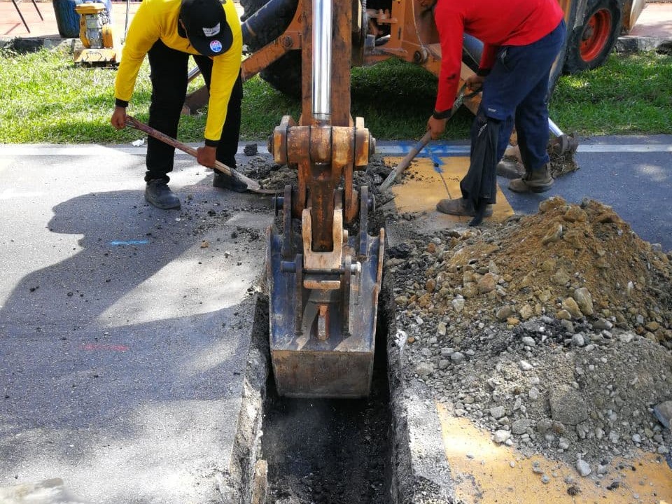 PEMASANGAN LAMPU ISYARAT PEJALAN KAKI 